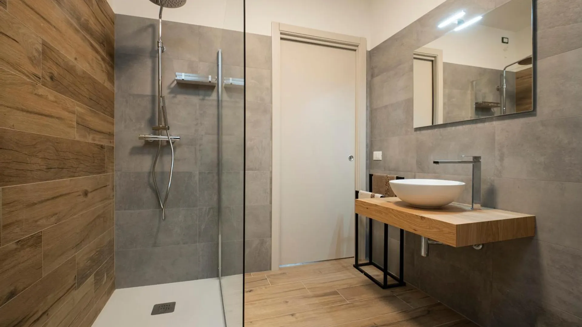 Aparthotel Snowlake Suite & Apartment Alleghe Italia