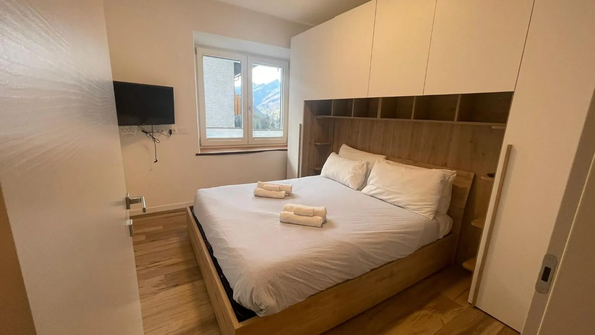 Snowlake Suite & Apartment Alleghe 0*,